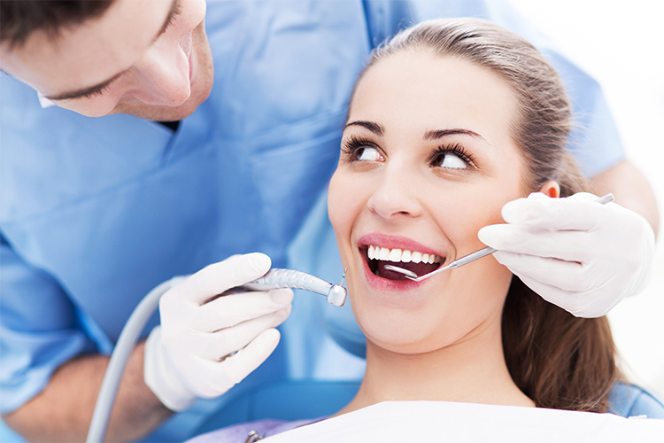 какая зарплата у стоматолога